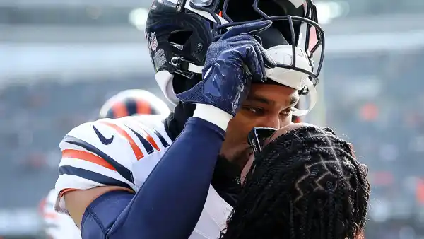 Simone Biles Kisses Husband Jonathan Owens on Sidelines Before Bears Game Against the Vikings