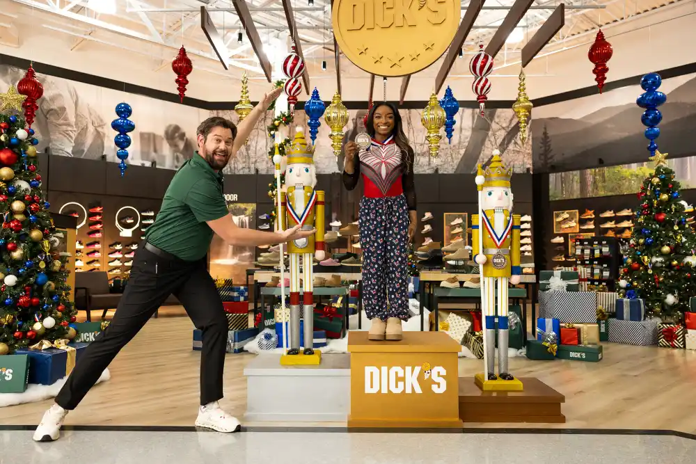 Simone Biles Shares How She and Husband Jonathan Owens Will Spend Thanksgiving