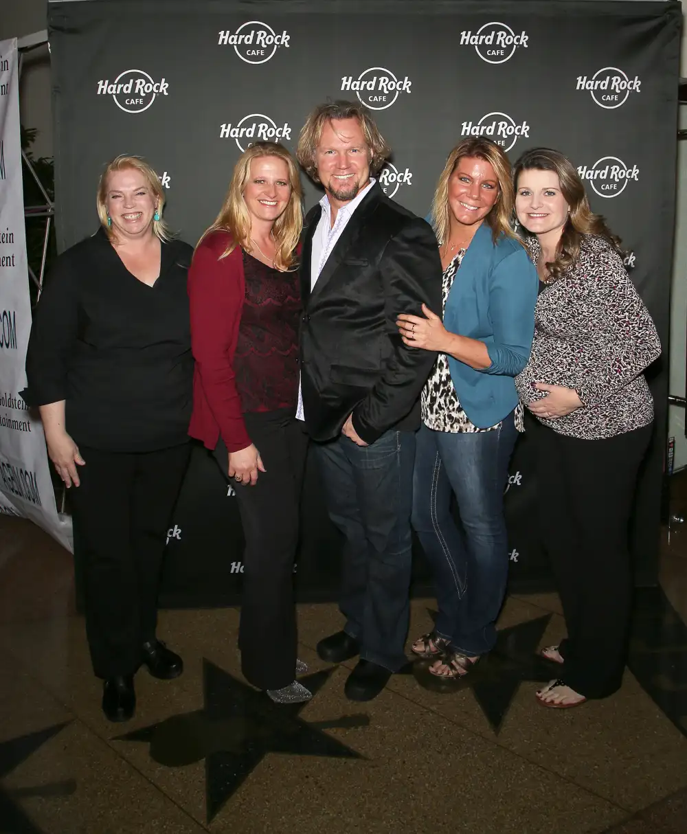 Sister Wives Janelle Brown Claims Kody Only Listens to Wives for Leverage