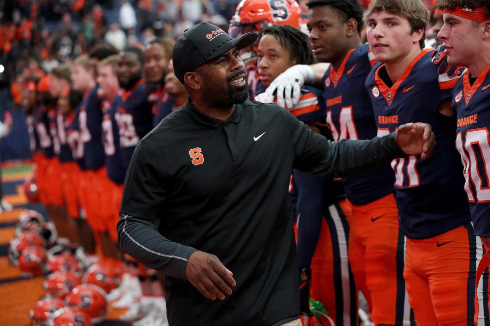 Syracuse Football Coach Doesn t Shower After Losses Because He Doesnt Deserve Soap 0046