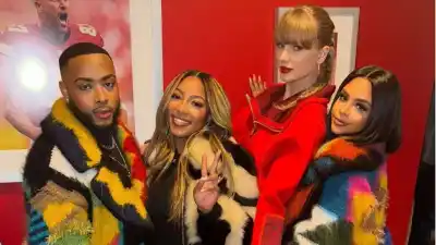 aylor Swift, Chariah Gordon and Sheawna Kiara Are Friendship Goals at Travis Kelces NFL Game