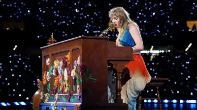 Taylor Swift Says Each Eras Tour Acoustic Mash Up Takes A Lot of Rehearsing