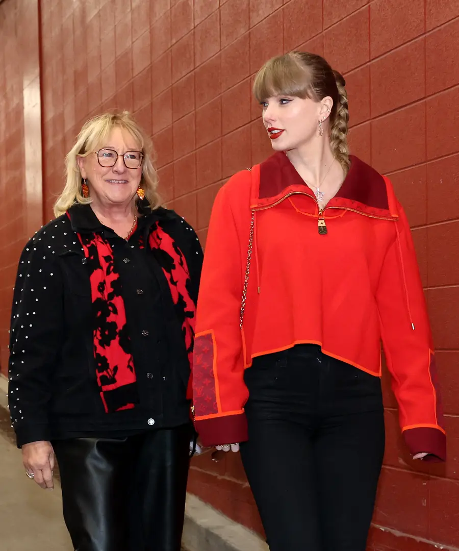 KANSAS CITY, MISSOURI - NOVEMBER 29: Singer Taylor Swift walks into the stadium alongside Donna Kelce prior to the game between the Las Vegas Raiders and the Kansas City Chiefs at GEHA Field at Arrowhead Stadium on November 29, 2024 in Kansas City, Missouri. (Photo by Jamie Squire/Getty Images)