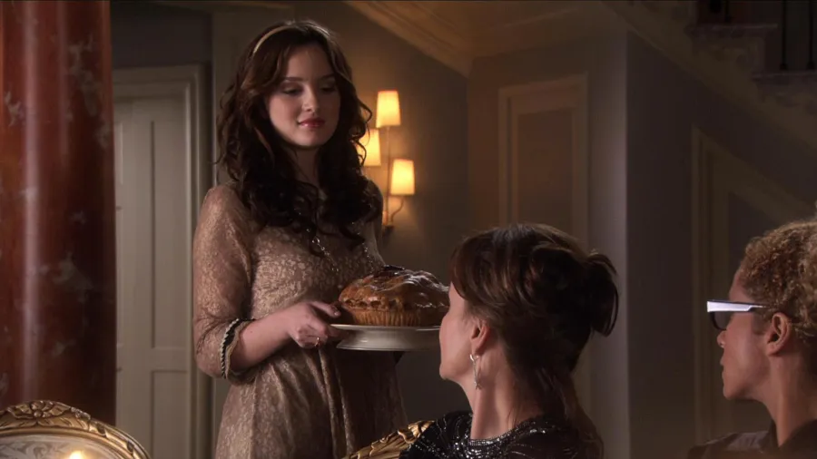 The Best Gossip Girl Thanksgiving Outfits blair blair S 1 EP 9 24 30 420 421