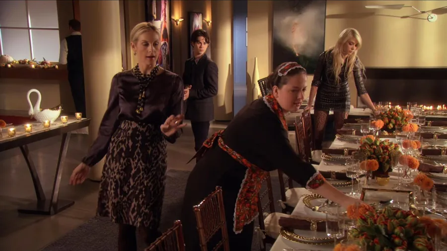 The Best Gossip Girl Thanksgiving Outfits lily S 3 EP 11 26 22 413 427