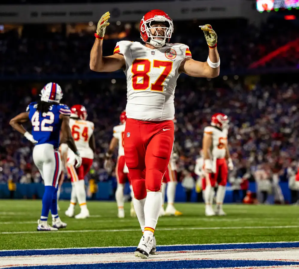 Travis Kelce Reacts to Chiefs 1st Loss of the Season