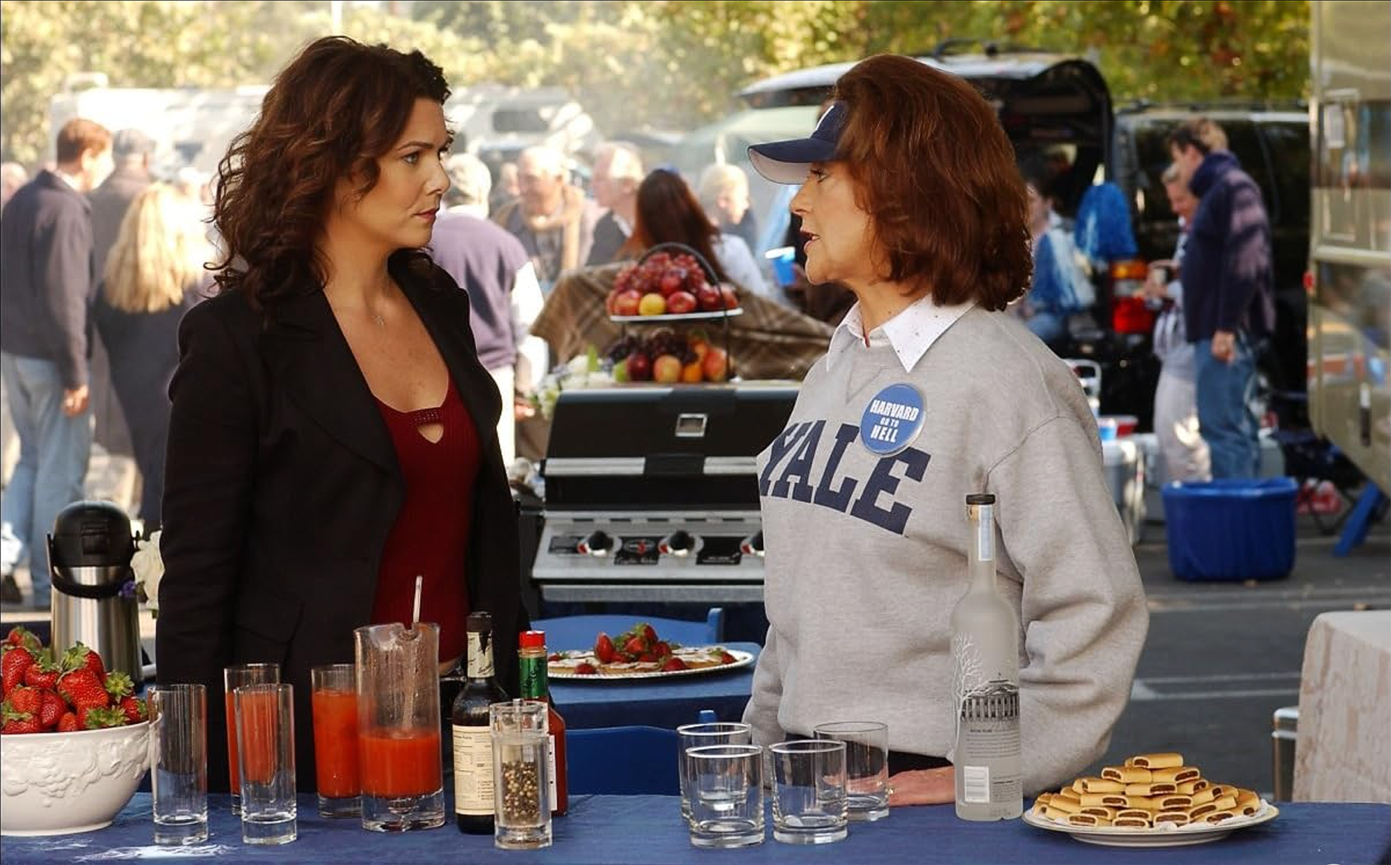 Looking Back at the Wildest Moments From Gilmore Girls’ Harvard-Yale Game: Tailgates, Affairs, More