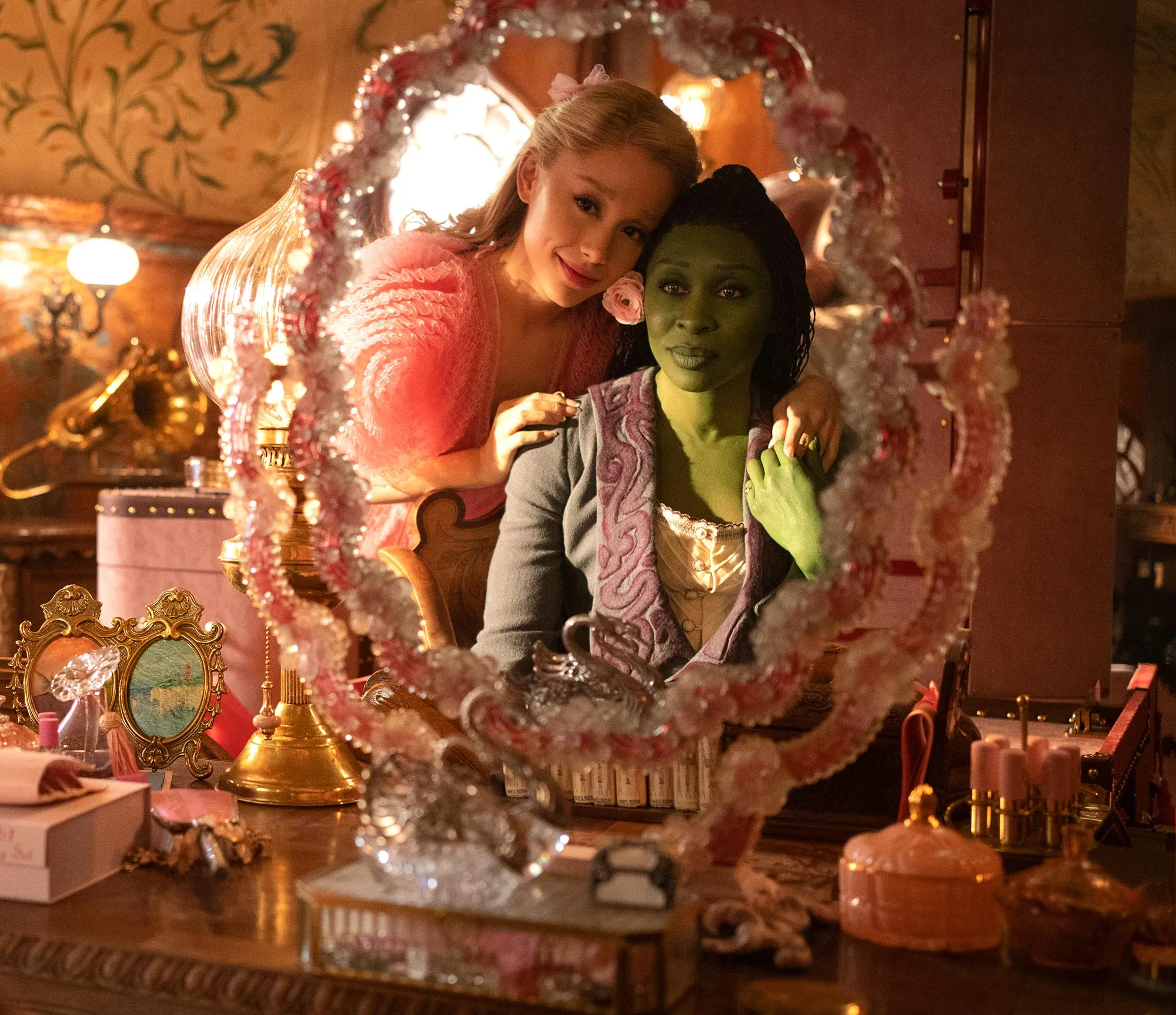 Wicked Features Surprise Cameo From [Spoiler] When Elphaba and Galinda Arrive in the Emerald City 274