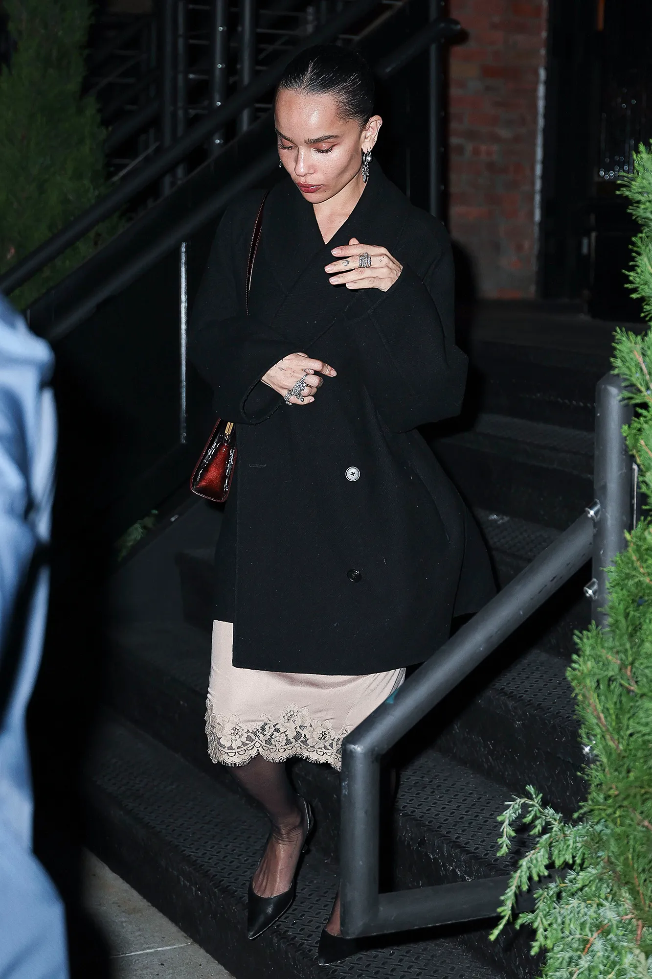 Zoe Kravitz Ditches Engagement Ring at Dinner With Taylor Swift After Channing Tatum Split