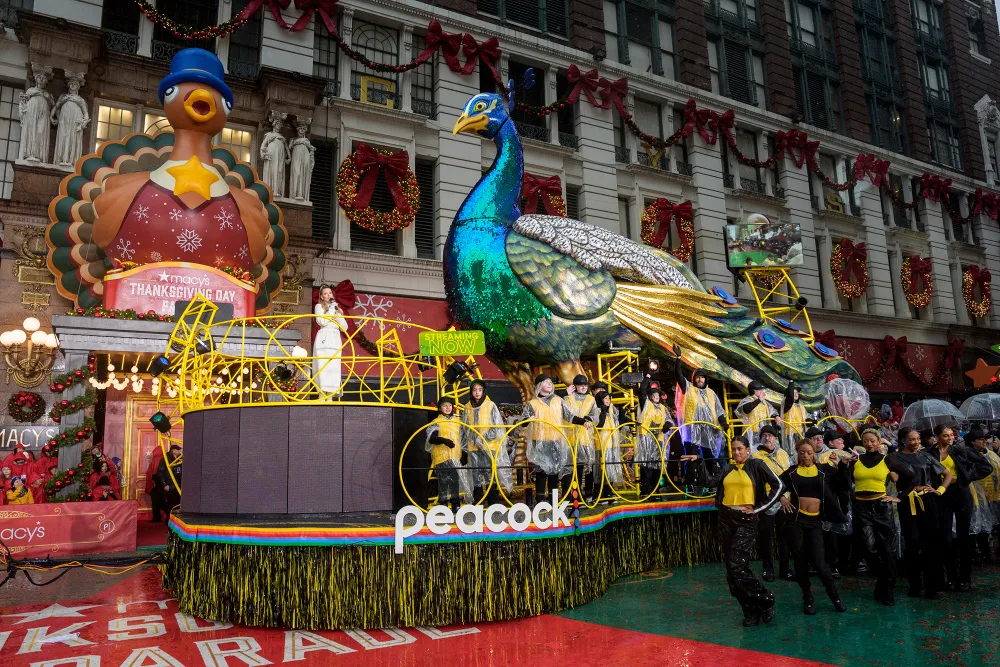 Ariana Madix Performs at Thanksgiving Parade After VPR Recast News
