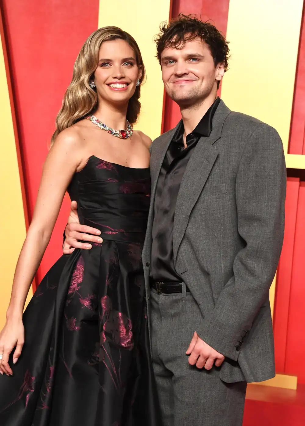 Sara Sampaio Explains Why She Didnt Watch Boyfriend Ray Nicholson in Smile 2