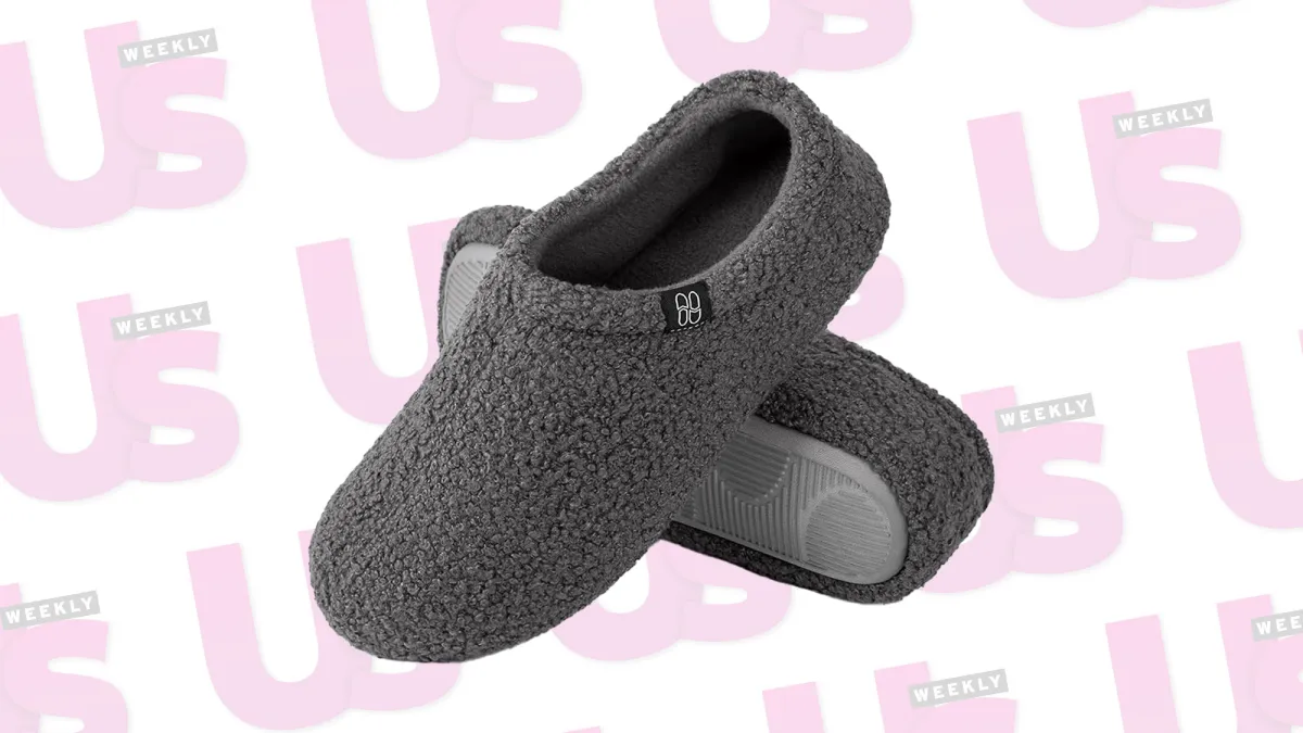 Replica Luxury HandbagTop Women's Fuzzy Curly Fur Memory Foam Loafer Slippers with Polar Fleece Lining