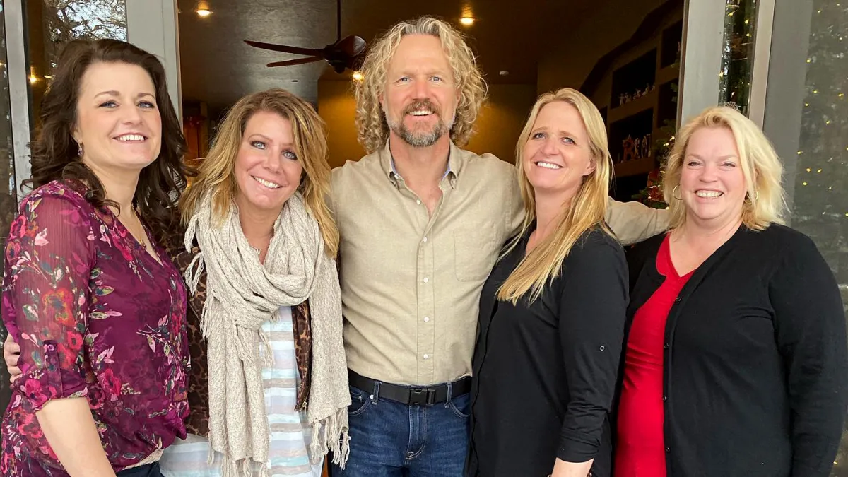 Janelle Brown Does not Know If Family Would Be Together Without Sister Wives