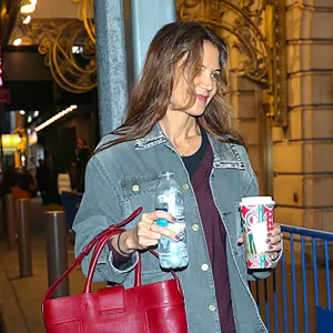 NEW YORK, NY - NOVEMBER 19: Katie Holmes is seen arriving to her Broadway play "Our Town" in Times Square, Manhattan on November 19, 2024 in New York City. (Photo by Jose Perez/Bauer-Griffin/GC Images)