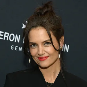 Katie Holmes on red carpet