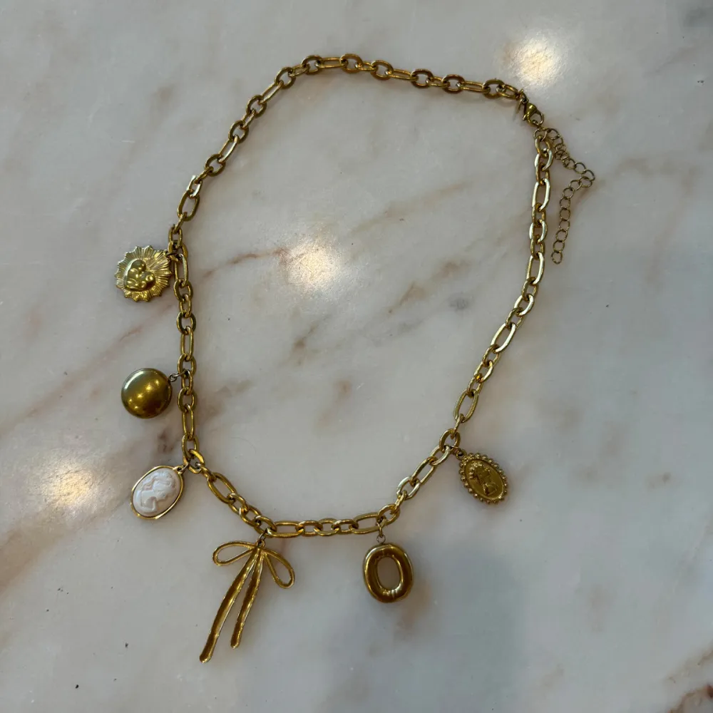 Petite Moments Customized Charm Necklace&nbsp;