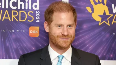 prince harry makes surprise appearance at tillman honors