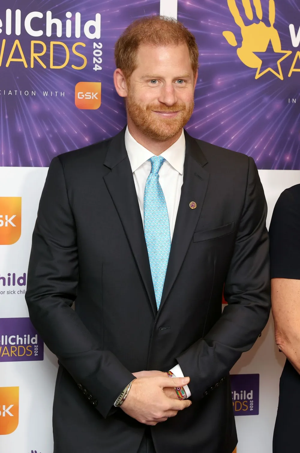 prince harry makes surprise appearance at tillman honors