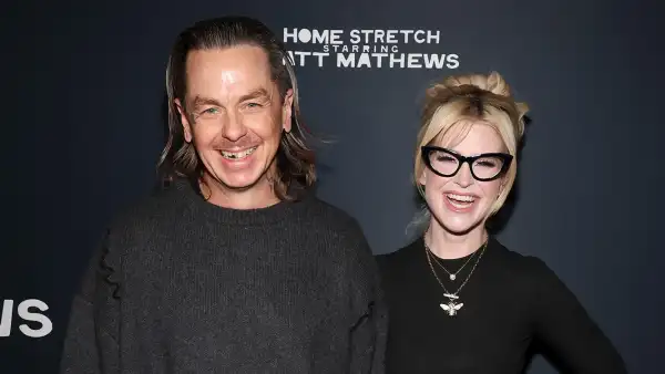 Slipknot Sid Wilson Ditches Mask on Red Carpet With Kelly Osbourne