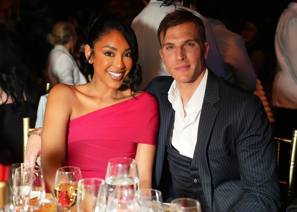 Tayshia Adams and Luke Gulbranson Attend Macys Thanksgiving Parade