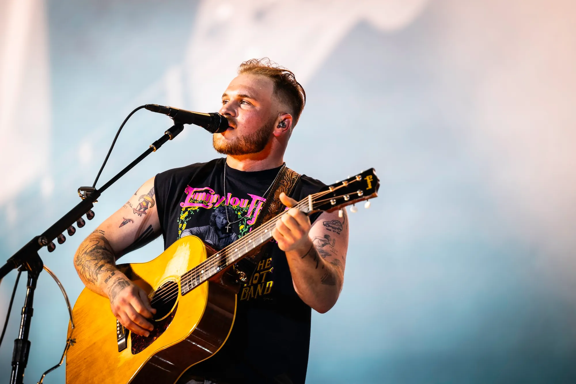 Zach Bryan Stops Show After Concertgoer Throws Object Onstage