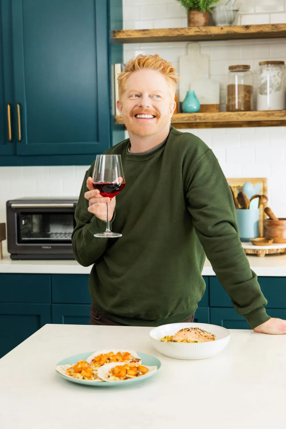 Jesse Tyler Ferguson Says Modern Family Daughter Sends Him to Voicemail But Hopes for Reunion