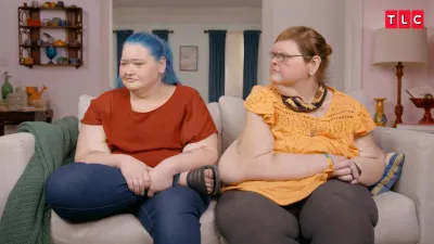 1000 Lb Sisters Tammy and Amy Slaton Discover if Theyre Connected to Royal Family in Sneak Peek