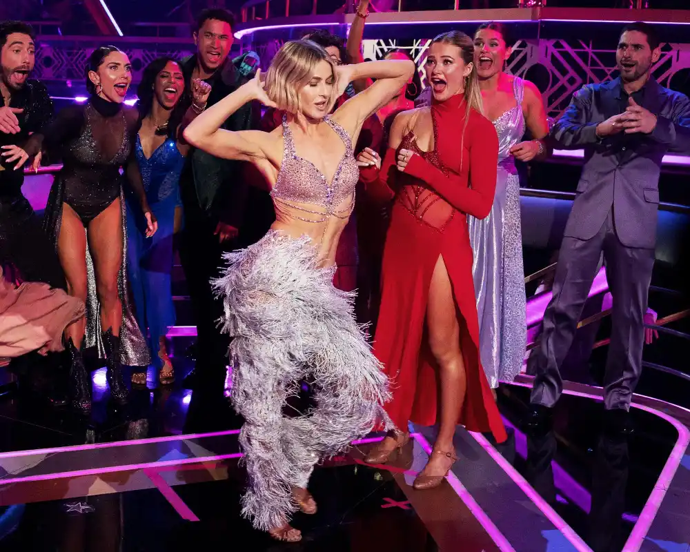 Bachelorettes Tanner Courtad Saw Julianne Houghs Man in Finance Dance on DWTS Before Dinner