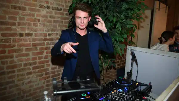 James Kennedy Does Not Plan to Cancel Shows After Domestic Violence Arrest Proceeding As Normal