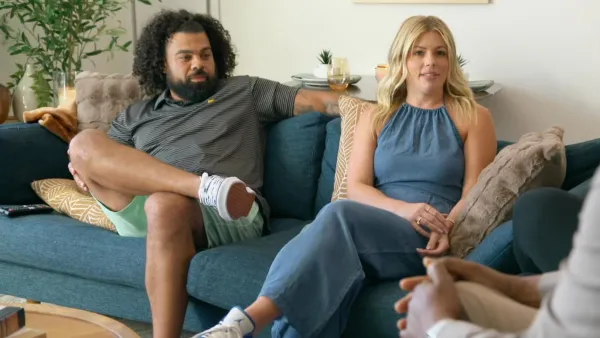 Married at First Sights Michelle Cant Get Past David Living With His Parents in Sneak Peek