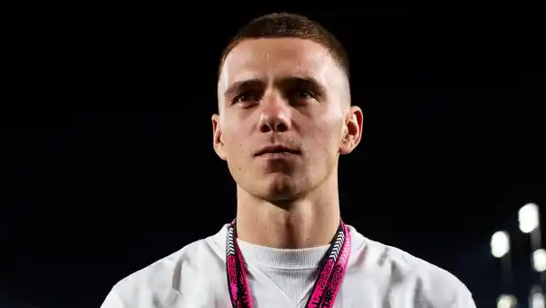 2 Time Olympic Gold Medalist Hospitalized After Being Hit By Door of Post Office Truck