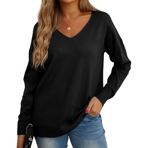 Grecerelle V-Neck Knit Blouse