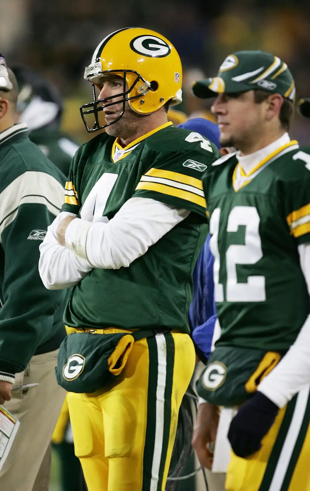 Aaron Rodgers Admits 1st Year in Green Bay With Brett Favre Was Tense