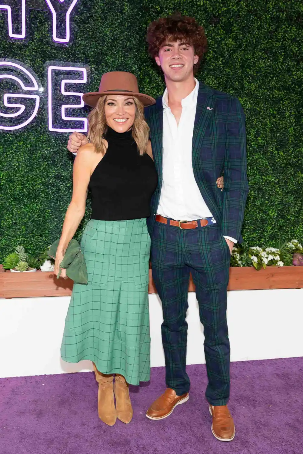 Access Hollywood s Kit Hoover Splits From Husband Crowley Sullivan After 25 Years of Marriage 890