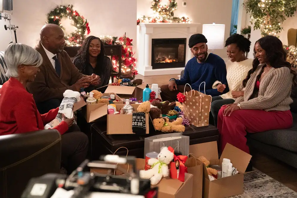 Ashlei Sharpe Chestnut Reveals If She d Date an Illusionist After Mistletoe and Matrimony 099