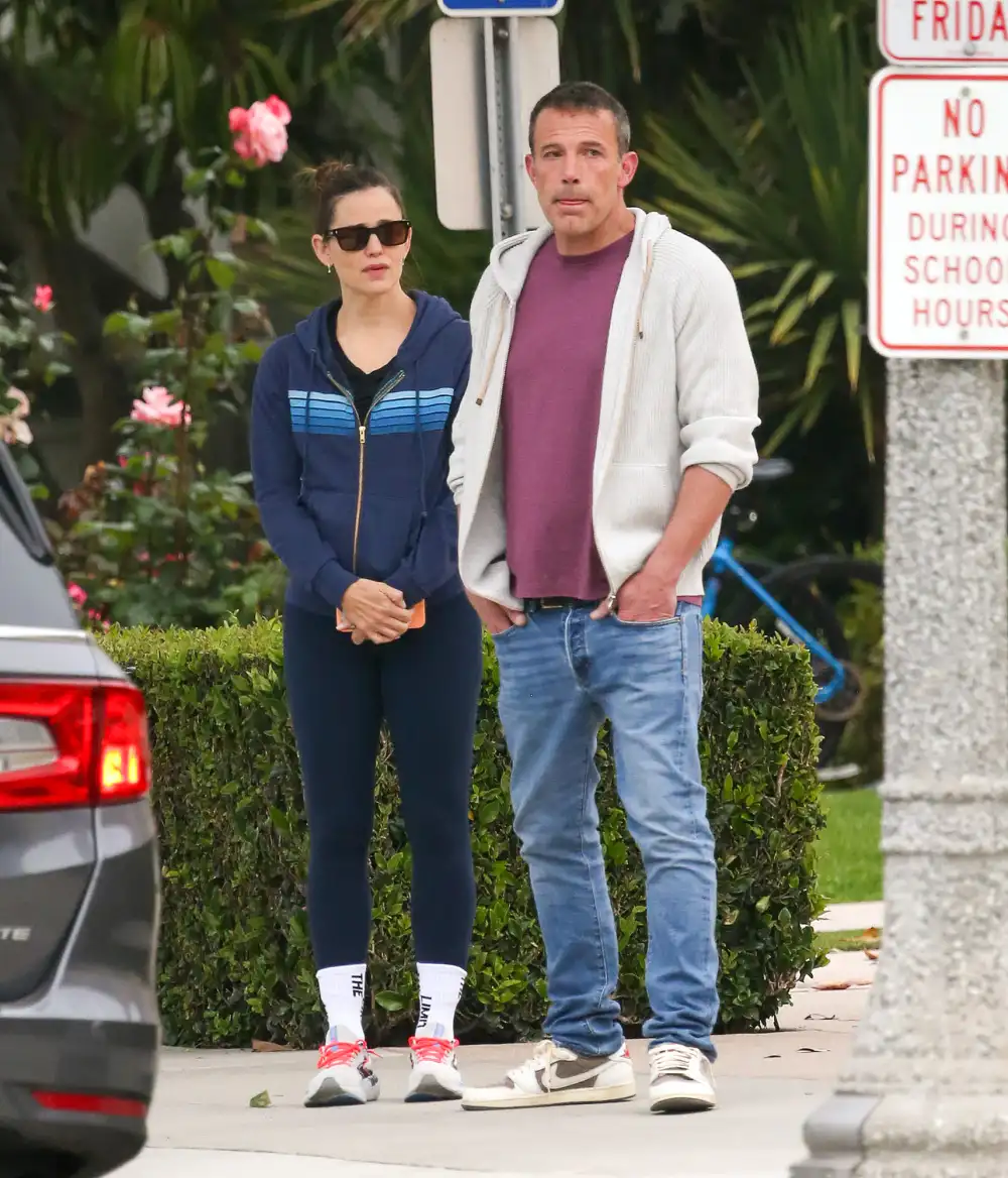Ben Affleck and Jennifer Garner Spotted Driving Together in Los Angeles