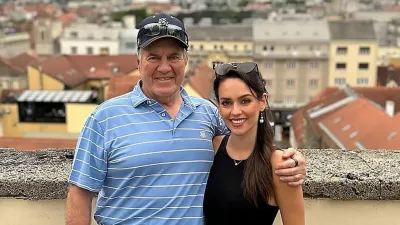 Bill Belichick s Girlfriend Jordon Hudson 24 Needed Stitches After DoorDash Delivery Mishap