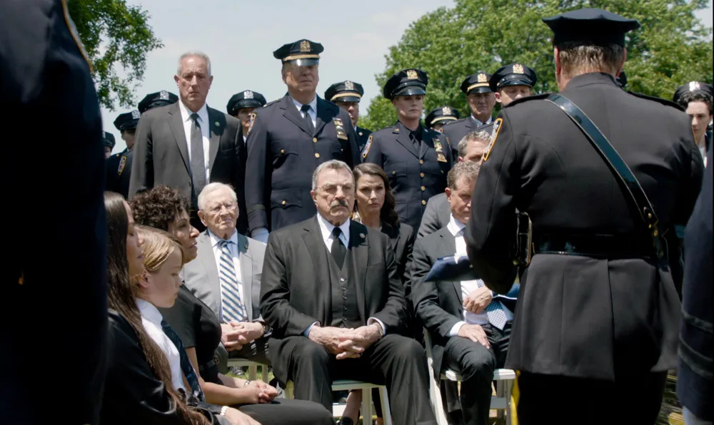 Blue Bloods Finale Brings High Stakes for Tom Selleck Frank Reagan