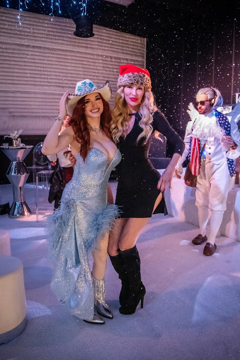 Brandi Glanville Celebrates the Holidays in 1st Public Appearance Amid Face Parasite Struggles