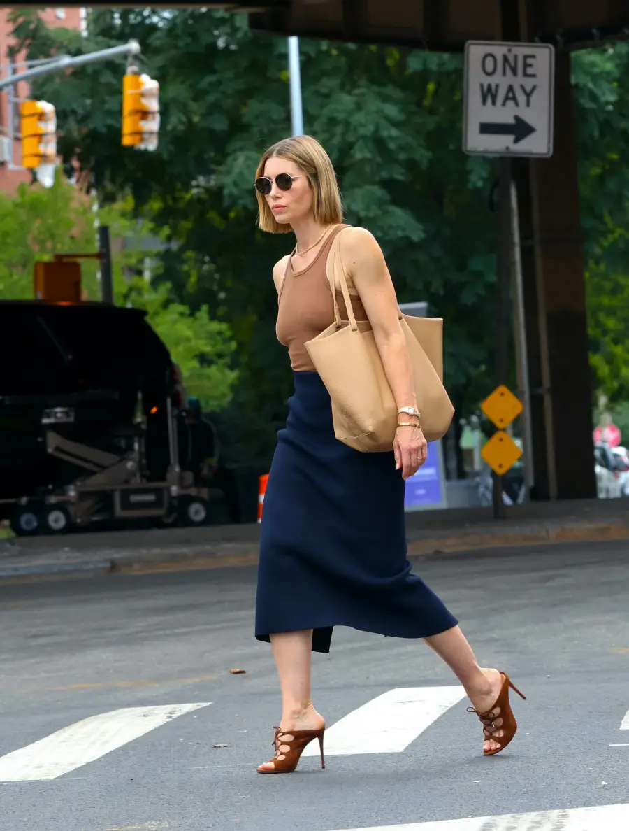 Celebrities in Mocha Mousse