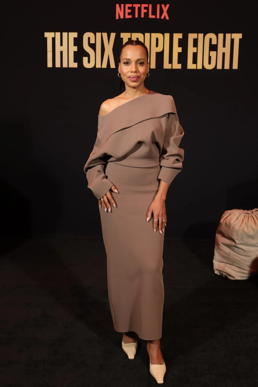 Celebrities in Mocha Mousse