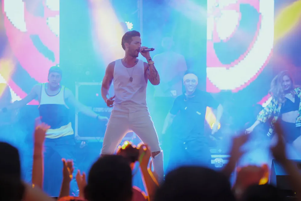 Charly Flow y Yeimy Montoya