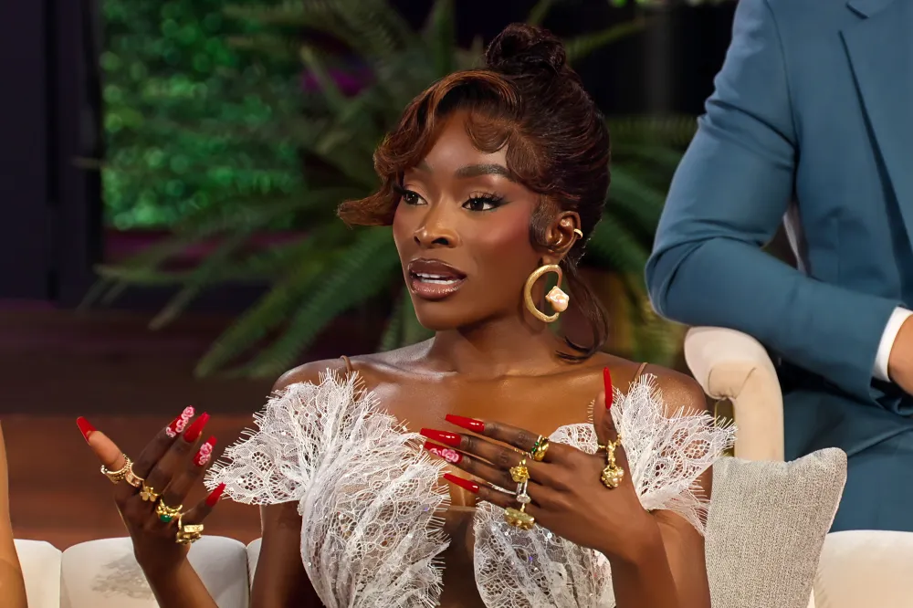 Chelsea Lazkani Ex Jeffrey Responds to Divorce Filing Claims She Writing Unauthorized Checks