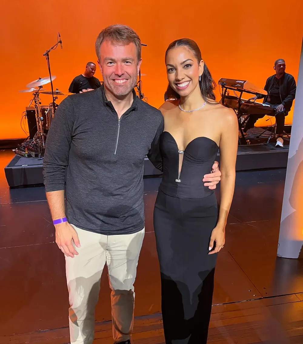 Corinne Foxx Shares Photo With Surgeon Who Saved Father Jamie Foxx Life After Health Scare