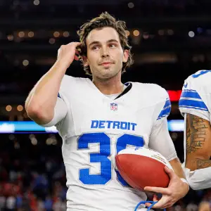 Detroit Lions Kicker Jake Bates Goes Viral for Erotic Stretching