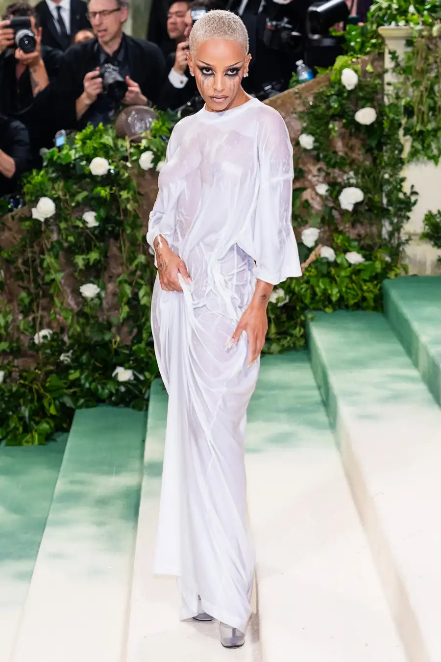 Doja Cat Every Red Carpet Outfit That Left Us Confused in 2024