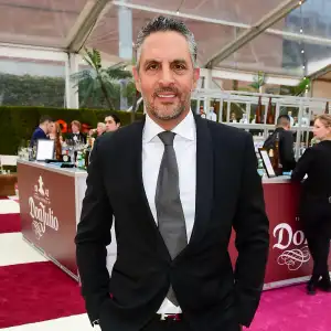 Excl Mauricio Is Not Serious With Klaudia K After PDA