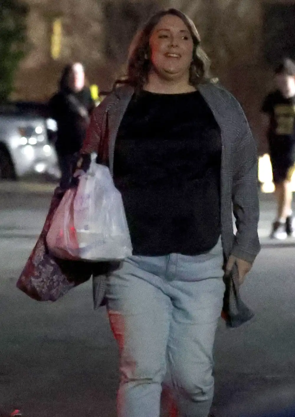 Feature Anna Duggar Makes Rare Public Appearance as Husband Josh Duggar Continues Prison Sentence