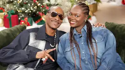 Feature Snoop Dogg on Daughter Cori Broadus
