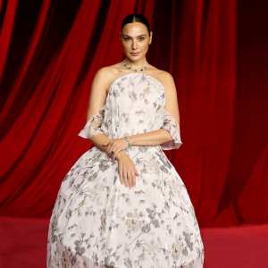 Gal Gadot Underwent Emergency Brain Surgery